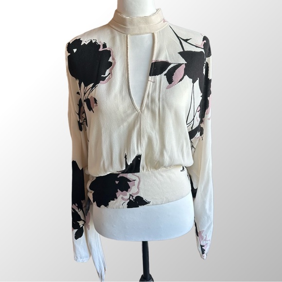 Free People Cream,‎ Black & Lavender Say You Love Me Blouse Size Medium - Picture 3 of 12
